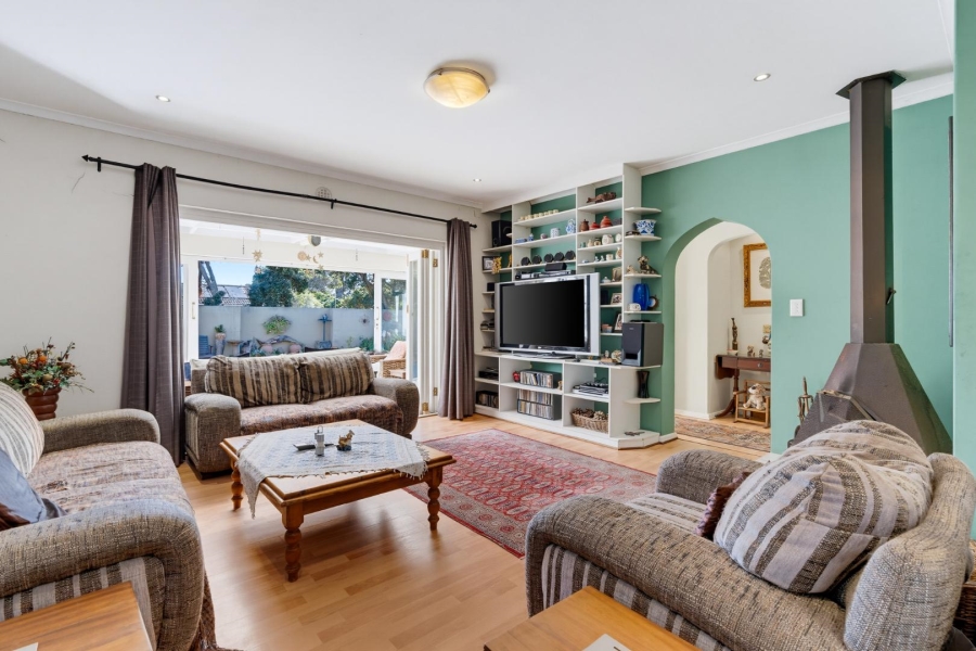 3 Bedroom Property for Sale in Kirstenhof Western Cape